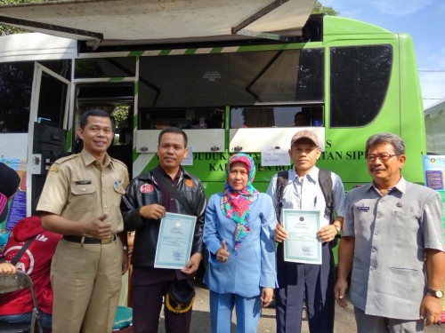 Pelaksanaan " One Day Service " Akta Kelahiran Pada Hari Jadi Bogor